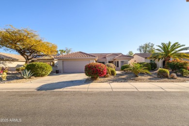 2 Bedroom plus Den located in The Grand. Granite counter tops on Sun City Grand Golf Couse and Club in Arizona - for sale on GolfHomes.com, golf home, golf lot