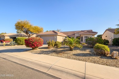 2 Bedroom plus Den located in The Grand. Granite counter tops on Sun City Grand Golf Couse and Club in Arizona - for sale on GolfHomes.com, golf home, golf lot