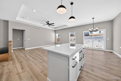 New Construction!! A 1,303 sq. ft. ranch featuring 2 bedrooms, 2 on Incline Village Golf Course in Missouri - for sale on GolfHomes.com, golf home, golf lot