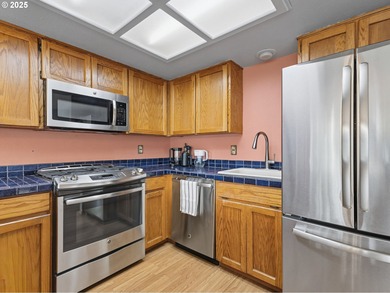 Great opportunity to own a rarely offered ground floor unit at on Gearhart Golf Links in Oregon - for sale on GolfHomes.com, golf home, golf lot