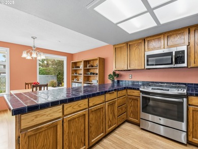 Great opportunity to own a rarely offered ground floor unit at on Gearhart Golf Links in Oregon - for sale on GolfHomes.com, golf home, golf lot