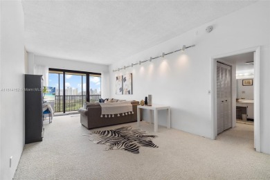 Penthouse 2 Bedroom/2 Full baths unit, 10 foot ceilings, split on Turnberry Isle Resort and Club in Florida - for sale on GolfHomes.com, golf home, golf lot