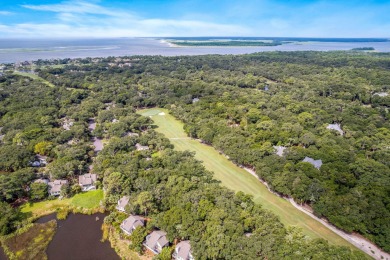 810 Treeloft Trce has been lovingly owned and cared for by the on The Seabrook Island Club in South Carolina - for sale on GolfHomes.com, golf home, golf lot