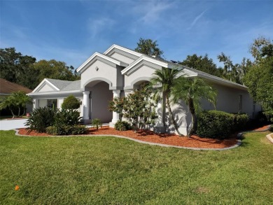 Selling our Florida home... 2,865 sq ft 4 bed / 3 bath / 3 car on Imperial Lakes Country Club in Florida - for sale on GolfHomes.com, golf home, golf lot