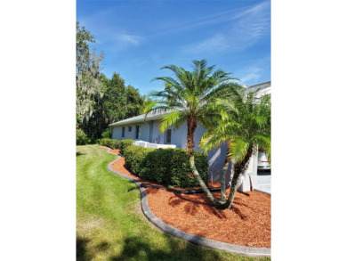 Selling our Florida home... 2,865 sq ft 4 bed / 3 bath / 3 car on Imperial Lakes Country Club in Florida - for sale on GolfHomes.com, golf home, golf lot