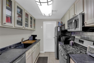 Lower Level Birchwood Unit In Desired Bretton Woods Condo on Bretton Woods Country Club in New York - for sale on GolfHomes.com, golf home, golf lot
