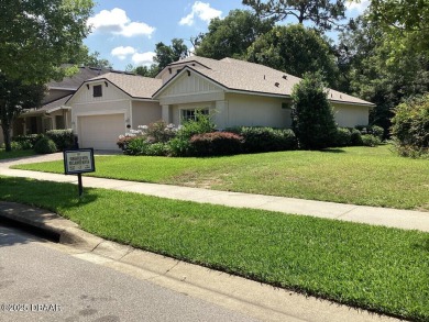 WELL MAINTAINED! MOVE IN READY and BELOW MARKET! Energy Saving on Victoria Hills Golf Club in Florida - for sale on GolfHomes.com, golf home, golf lot