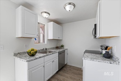 Calling Investors! Townhome Style Multi-unit Building with on Hillcrest Country Club, Inc. in Idaho - for sale on GolfHomes.com, golf home, golf lot