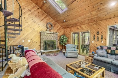 Welcome to 10 Sandy Ct, Lake Ariel, PA -- a peaceful and private on The Hideout Golf in Pennsylvania - for sale on GolfHomes.com, golf home, golf lot