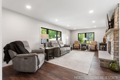 This beautifully remodeled 3 bedroom, 2 1/2 bath home sits on on Terra Verde Golf Course in Michigan - for sale on GolfHomes.com, golf home, golf lot
