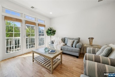 This expansive 2,150 sq ft home built in 2005 offers the perfect on Liberty National in New Jersey - for sale on GolfHomes.com, golf home, golf lot