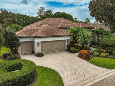 Under contract-accepting backup offers. Welcome to this on Rosedale Golf and Tennis Club in Florida - for sale on GolfHomes.com, golf home, golf lot