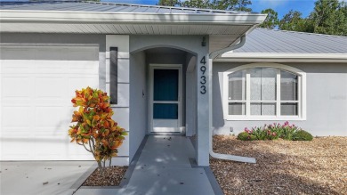 **PLEASE TAKE A WALK THROUGH YOUR NEW HOME WITH THE 3D on Bobcat Trail Golf Club in Florida - for sale on GolfHomes.com, golf home, golf lot