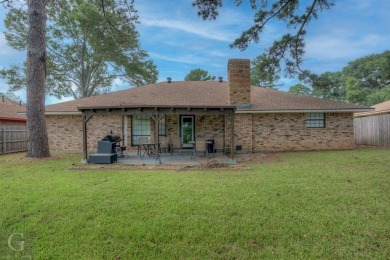 New Price!! Seller is relocating and we need this home sold! on Huntington Park Golf Course in Louisiana - for sale on GolfHomes.com, golf home, golf lot