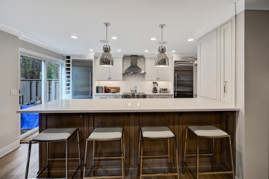 Welcome to 874 Walnut, a luxury new construction home crafted by on Glen Oak Country Club in Illinois - for sale on GolfHomes.com, golf home, golf lot