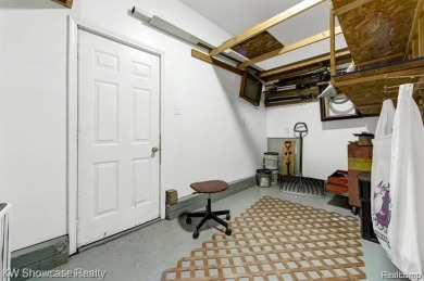 LOCATION LOCATION, CLEAN UPDATED 2 BDRM, 2 BATH, RANCH IN on Bay Pointe Golf Club in Michigan - for sale on GolfHomes.com, golf home, golf lot