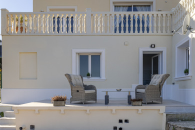 Fantastic villa incl. a brand new apartment. Two plots. on La Sella Golf Resort in Valencian Community - for sale on GolfHomes.com, golf home, golf lot