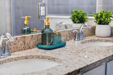 Under contract-accepting backup offers. One or more photo(s) has on Venice East Golf Club in Florida - for sale on GolfHomes.com, golf home, golf lot