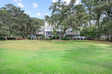 This beautifully updated 2 bedroom, 2 bathroom end-unit townhome on Haig Point Golf Club in South Carolina - for sale on GolfHomes.com, golf home, golf lot