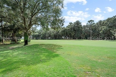 This beautifully updated 2 bedroom, 2 bathroom end-unit townhome on Haig Point Golf Club in South Carolina - for sale on GolfHomes.com, golf home, golf lot