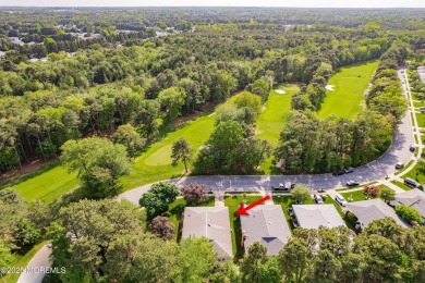 Welcome to this charming and well-maintained 2-bedroom on Lions Head Country Club in New Jersey - for sale on GolfHomes.com, golf home, golf lot