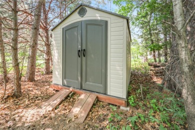 Golfers Dream!
Welcome To Hidden Oaks, Nestled on a peaceful on Oak Hill Golf Club in Minnesota - for sale on GolfHomes.com, golf home, golf lot