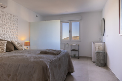 Fantastic villa incl. a brand new apartment. Two plots. on La Sella Golf Resort in Valencian Community - for sale on GolfHomes.com, golf home, golf lot
