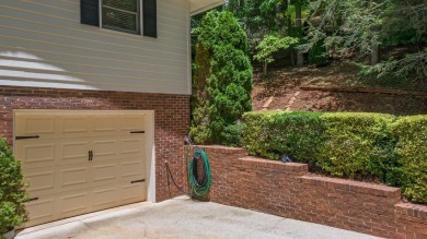 **OPEN HOUSE Friday, July 11th, 11- 1 !** Charming 2 bed, 3 bath on Mill Creek Country Club in North Carolina - for sale on GolfHomes.com, golf home, golf lot