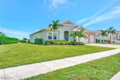 Exquisite Home in ENTRADA -Welcome to this beautifully on Sabal Springs Golf and Racquet Club in Florida - for sale on GolfHomes.com, golf home, golf lot