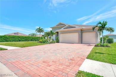 Exquisite Home in ENTRADA -Welcome to this beautifully on Sabal Springs Golf and Racquet Club in Florida - for sale on GolfHomes.com, golf home, golf lot