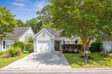 Come home to this thoughtfully updated golf cottage in Pinecrest on Old Carolina Golf Club in South Carolina - for sale on GolfHomes.com, golf home, golf lot
