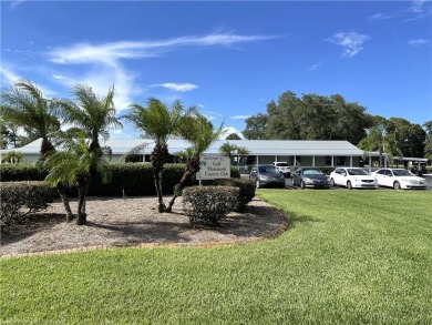 This home won't last long on the market! This well cared for 2 on Golf Hammock Country Club in Florida - for sale on GolfHomes.com, golf home, golf lot