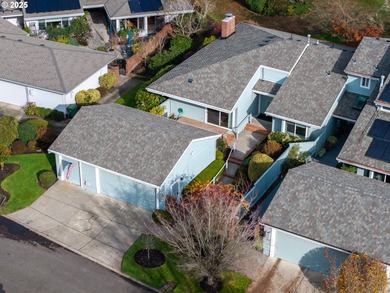 OPEN Sunday 1:00-3:00pm - Beautifully updated single-level home on Charbonneau Golf Club in Oregon - for sale on GolfHomes.com, golf home, golf lot