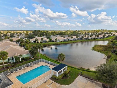 LAKE VIEW, EXTENDED LANAI, MAINTENANCE-FREE . Lake View Villa in on Plantation Golf and Country Club in Florida - for sale on GolfHomes.com, golf home, golf lot