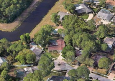 Under contract-accepting backup offers. Fully Renovated on Feather Sound Country Club in Florida - for sale on GolfHomes.com, golf home, golf lot