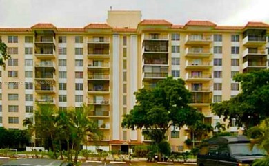 Bright and spacious 2/2 condo on the 8th floor with an on Inverrary Country Club in Florida - for sale on GolfHomes.com, golf home, golf lot
