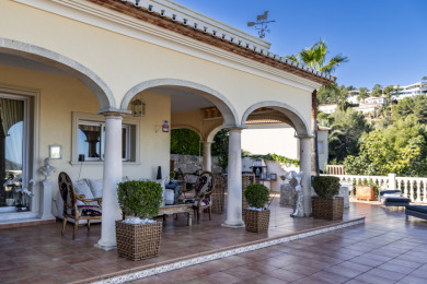Fantastic villa incl. a brand new apartment. Two plots. on La Sella Golf Resort in Valencian Community - for sale on GolfHomes.com, golf home, golf lot