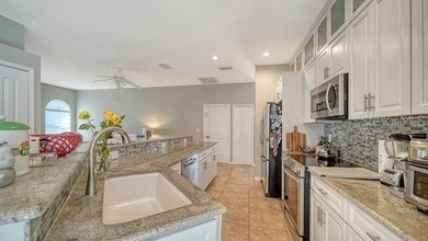 Welcome to 9528 Hawksmoor Lane, located in the highly on Stoneybrook Golf and Country Club of Sarasota in Florida - for sale on GolfHomes.com, golf home, golf lot