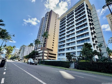 Very quiet and private building. Fairway Manor has only 4 units on Ala Wai Golf Course in Hawaii - for sale on GolfHomes.com, golf home, golf lot