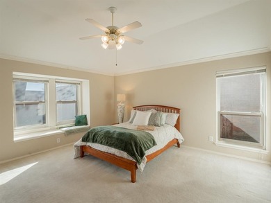 New roof, HVAC, dishwasher & updated windows make this one-story on Oakmont Country Club in Texas - for sale on GolfHomes.com, golf home, golf lot