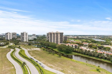 2-bed, 2-bath 2nd-floor condo! Bright & airy w/ natural light on The President Country Club in Florida - for sale on GolfHomes.com, golf home, golf lot