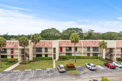 2-bed, 2-bath 2nd-floor condo! Bright & airy w/ natural light on The President Country Club in Florida - for sale on GolfHomes.com, golf home, golf lot