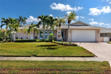 THIS HOME DID NOT SUSTAIN ANY DAMAGE OR FLOODING from Helene or on Seminole Lake Country Club in Florida - for sale on GolfHomes.com, golf home, golf lot