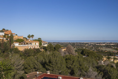 Fantastic villa incl. a brand new apartment. Two plots. on La Sella Golf Resort in Valencian Community - for sale on GolfHomes.com, golf home, golf lot