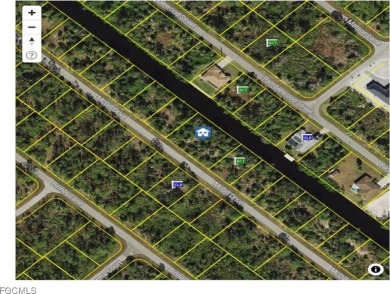 This Double lot offers nearly half an acre with 160 feet of on Sabal Trace Golf and Country Club in Florida - for sale on GolfHomes.com, golf home, golf lot