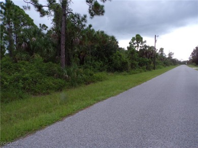 This Double lot offers nearly half an acre with 160 feet of on Sabal Trace Golf and Country Club in Florida - for sale on GolfHomes.com, golf home, golf lot