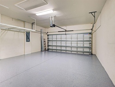 This beautifully maintained *SEAGROVE* villa is ideally located on Sarasota National Golf Club in Florida - for sale on GolfHomes.com, golf home, golf lot