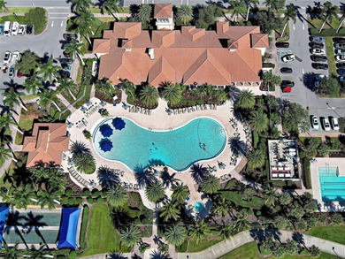 This beautifully maintained *SEAGROVE* villa is ideally located on Sarasota National Golf Club in Florida - for sale on GolfHomes.com, golf home, golf lot