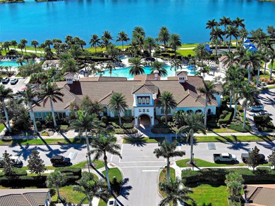 This beautifully maintained *SEAGROVE* villa is ideally located on Sarasota National Golf Club in Florida - for sale on GolfHomes.com, golf home, golf lot