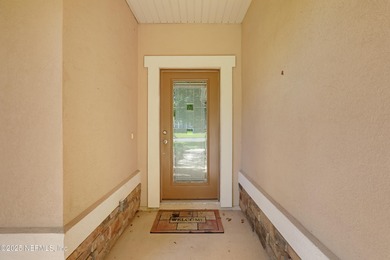 **WATERFRONT**GOLF COMMUNITY**UPDATED** Welcome to this HUGE 2 on Magnolia Point Golf and Country Club in Florida - for sale on GolfHomes.com, golf home, golf lot